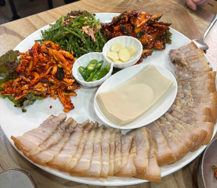  구미 인동 순수가성 순두부찌개 두부보쌈 맛집
