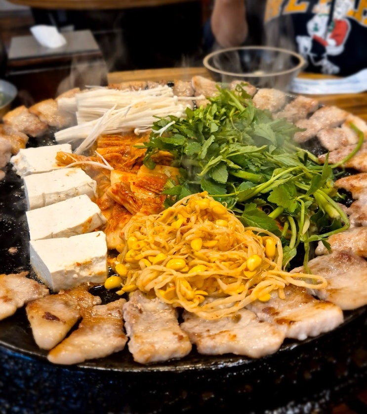  [대전/봉명동]무쇠김치삼겹