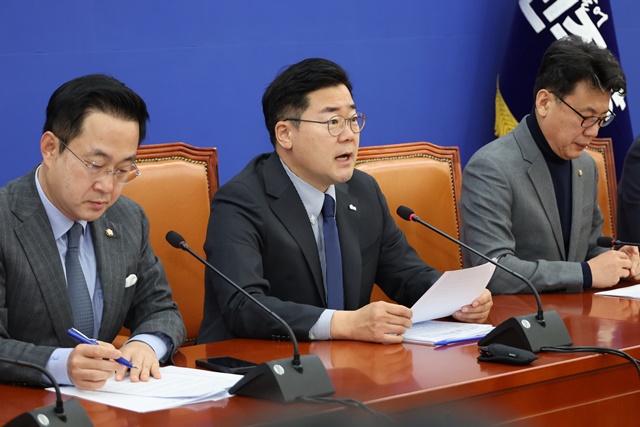 여야, 정국 이슈 주도권 두고 치열한 설전