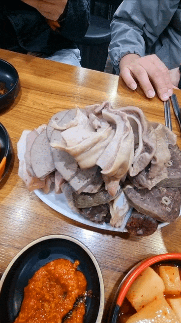  상봉역 먹거리집 24시간 영업하는 순대국집 고기모듬과 술국으로 2차