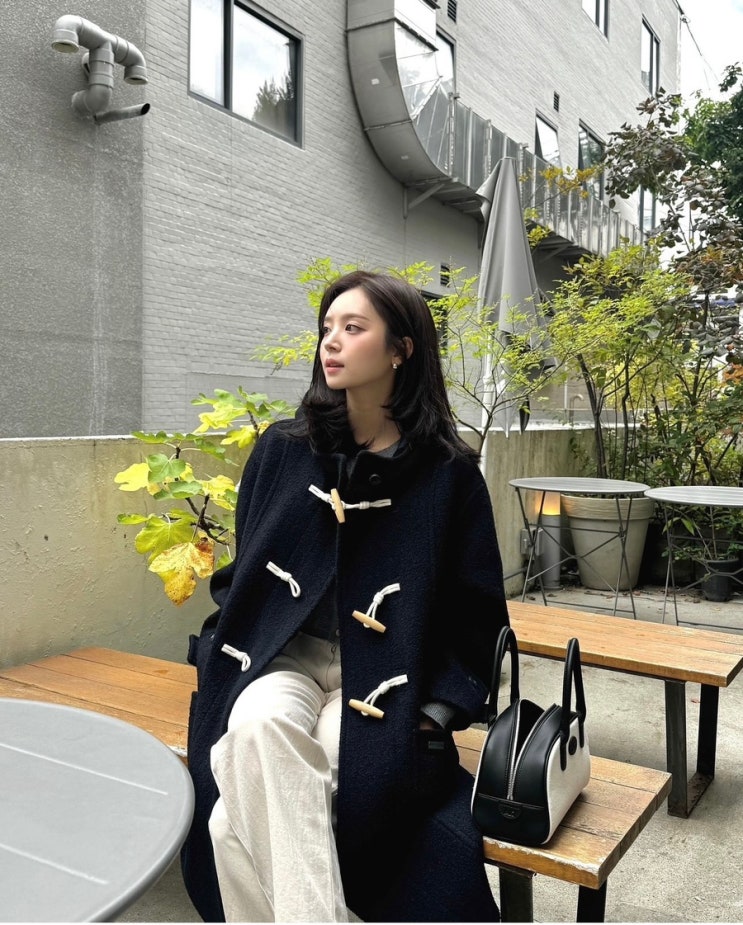  김지영 겨울 코트 코디 커버낫 울 더플 코트 네이비 추천!
