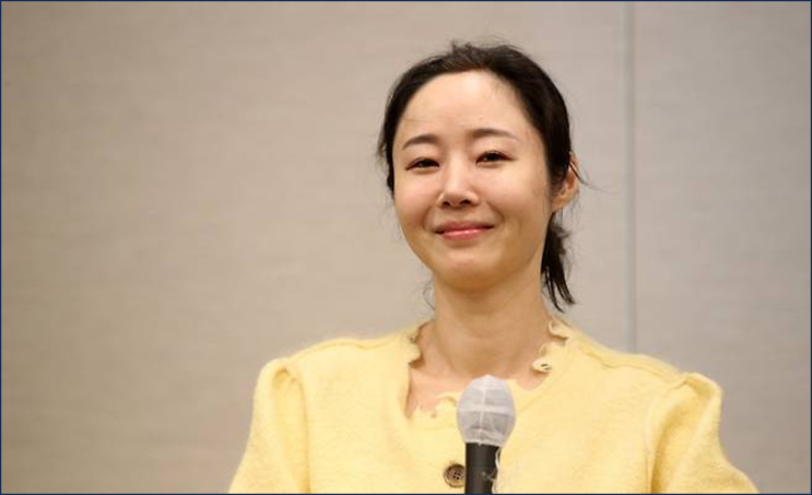 '뉴진스 맘' <b>민희진</b>, 결국 <b>어도어</b> 떠난다 “<b>사내이사</b> 사임”