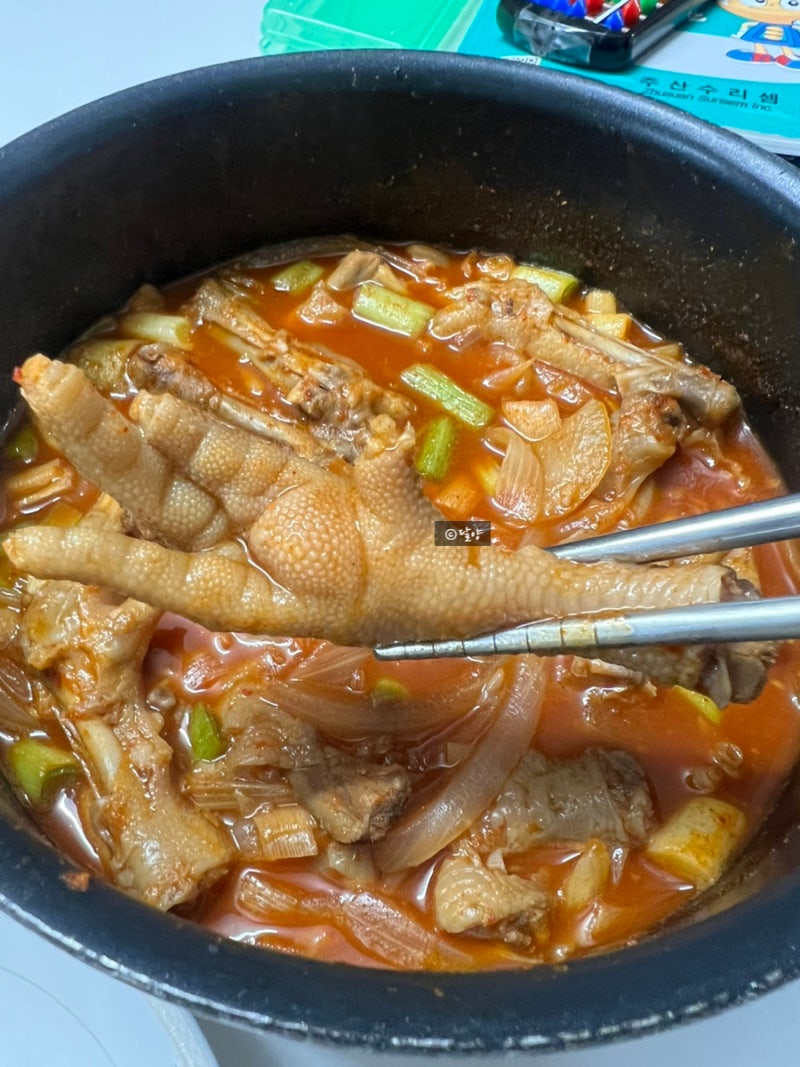 [요리일기] 원앙에프엔비 밀키트 국물닭발 더 맛있게 먹기 (with 참신한 국물닭발)