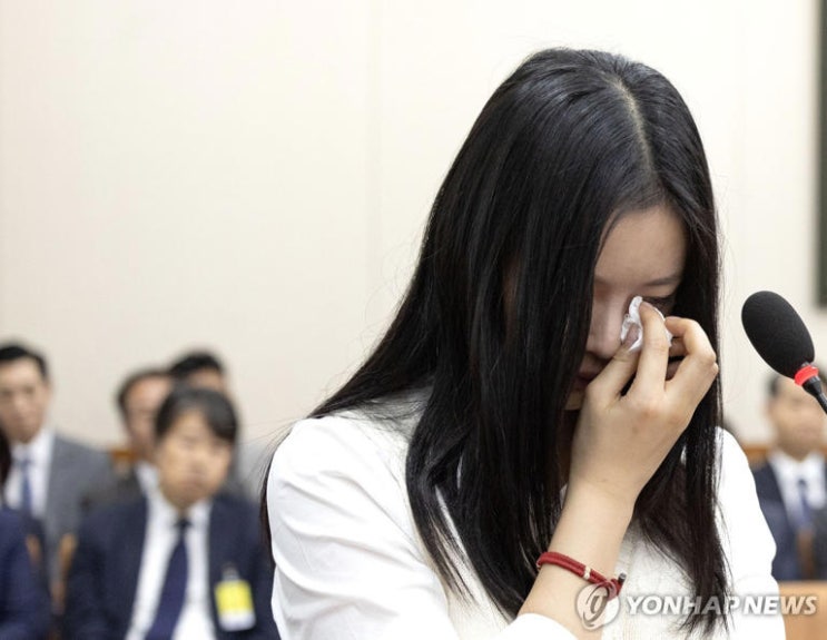 노동부 "<b>뉴진스</b> 하니, 근로자 아냐"…직장내<b>괴롭힘</b> 민원 <b>종결</b>