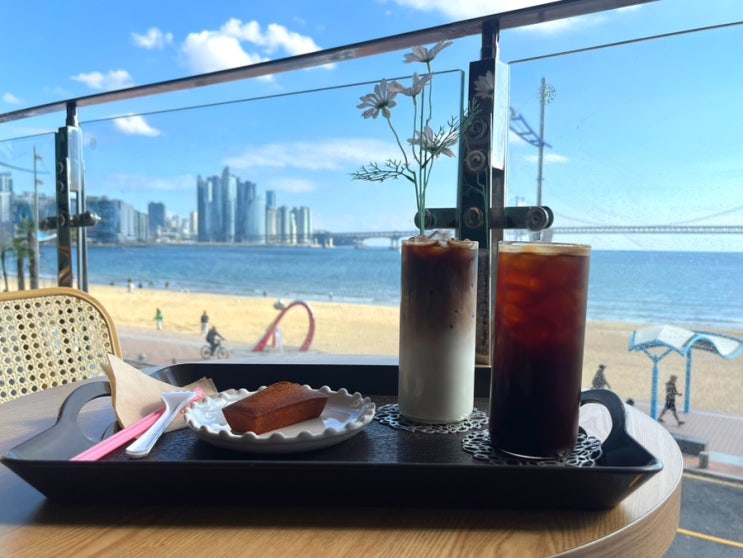  [비엔나커피] 광안리 오션뷰 애견 동반 한옥카페
