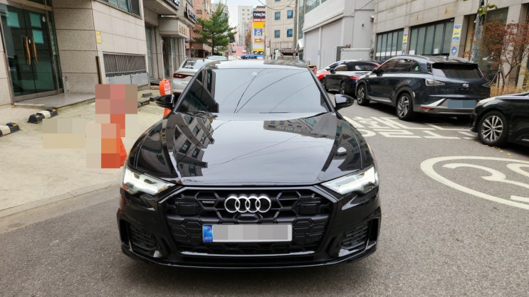  인천 아우디 25년형 A6 C8 아틀란 네비 매립 장착