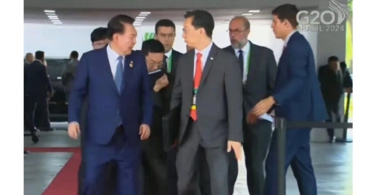 G20 윤 대통령 수행원 ‘<b>몸싸움</b>’…<b>브라질</b> 보안요원과 충돌, 왜
