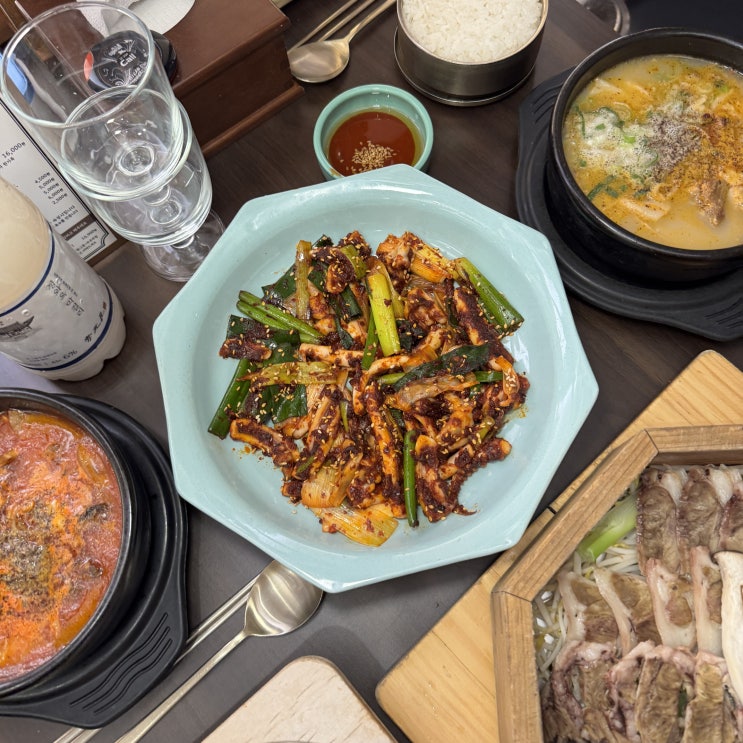  양재시민의숲역 맛집 청와옥 순대국 한식집, 회식이나 연말모임 추천해