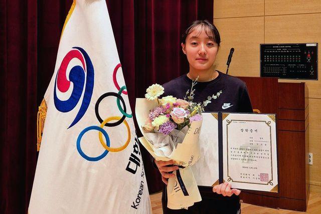 '포켓볼 유망주' 박소율, 제35회 <b>태인</b>체육<b>장학금</b> 수여