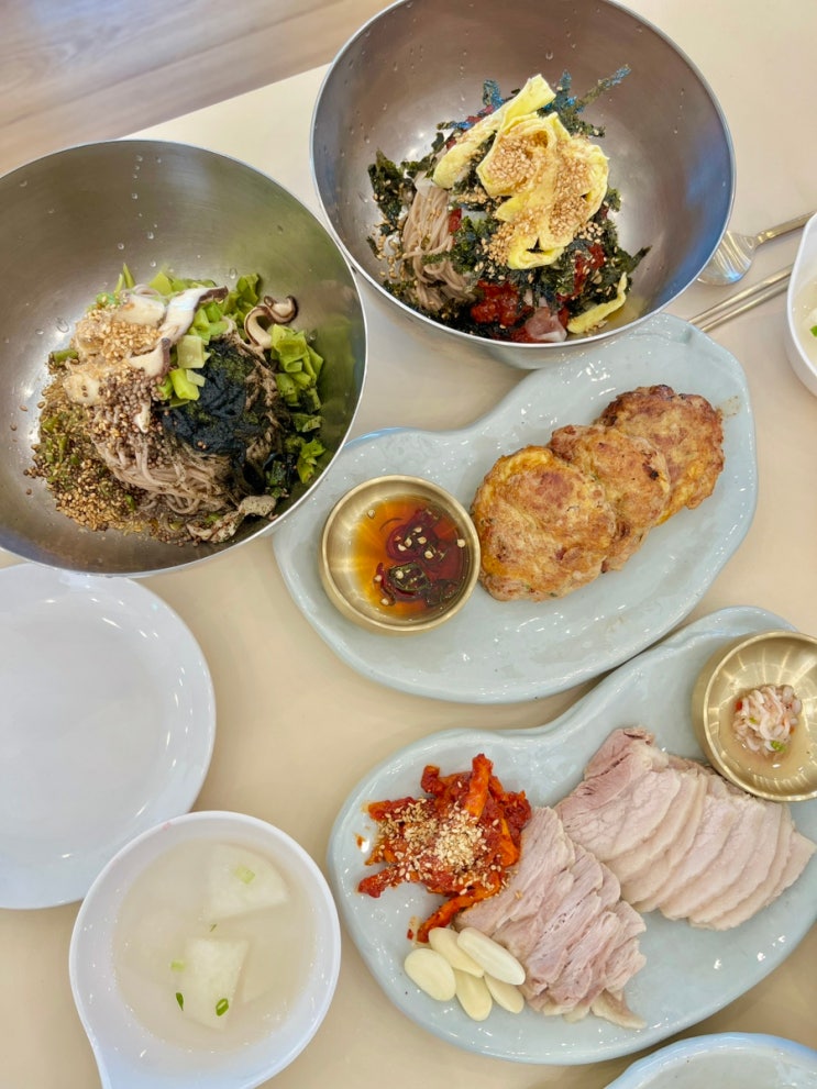  춘천 막국수 맛집, 맛있기로 입소문 난 들기름 막국수 만천리상회