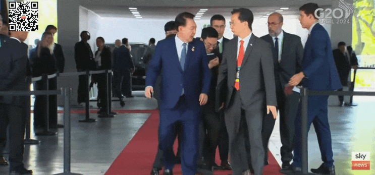 G20 윤 대통령 수행원 ‘<b>몸싸움</b>’…<b>브라질</b> 보안요원과 충돌, 왜