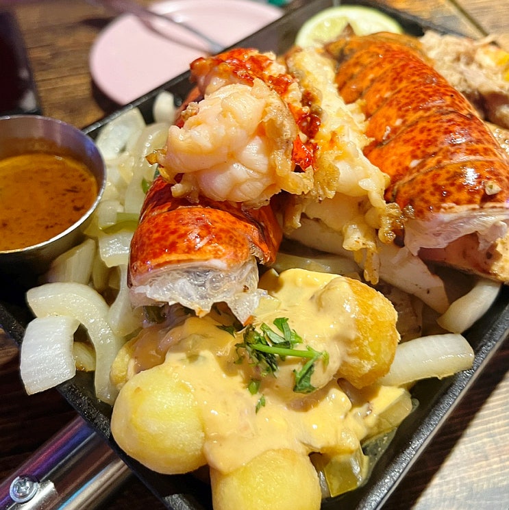  파미에스테이션 고터역 맛집 슈가 스컬 (feat. 랍스터 화이타)