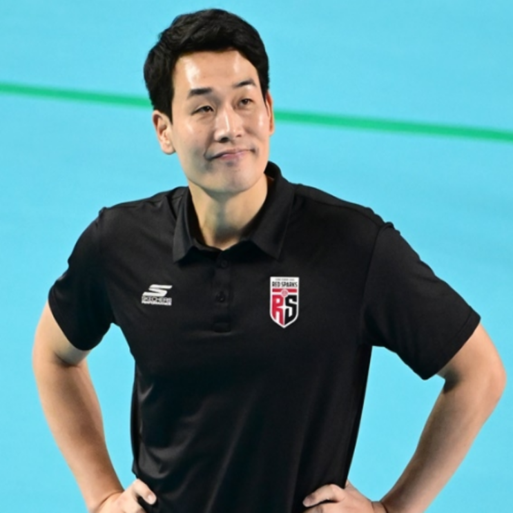 흥국생명과 현대건설에 4연패 당한 정관장, 리시브가 터진 것보다 멘탈이 더 터진 느낌, 정호영은 시즌 초반 무척 실망스럽다!!(정관장 4연패, 메가 부상, 노란 리베로 리시브)