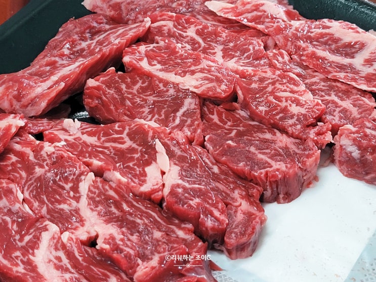  세종 산울동 한우 육회 삼겹살을 파는 느루정육점