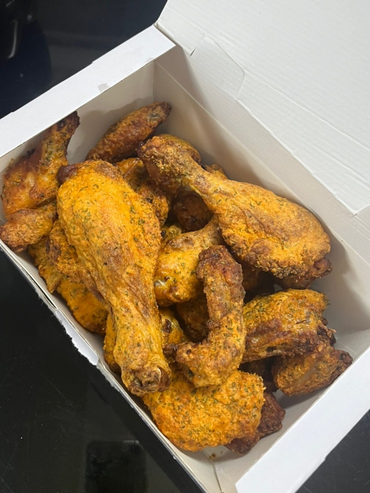 위례 굽네치킨 전부 맛없어서 시킨 장지역 굽네치킨 고추바사삭