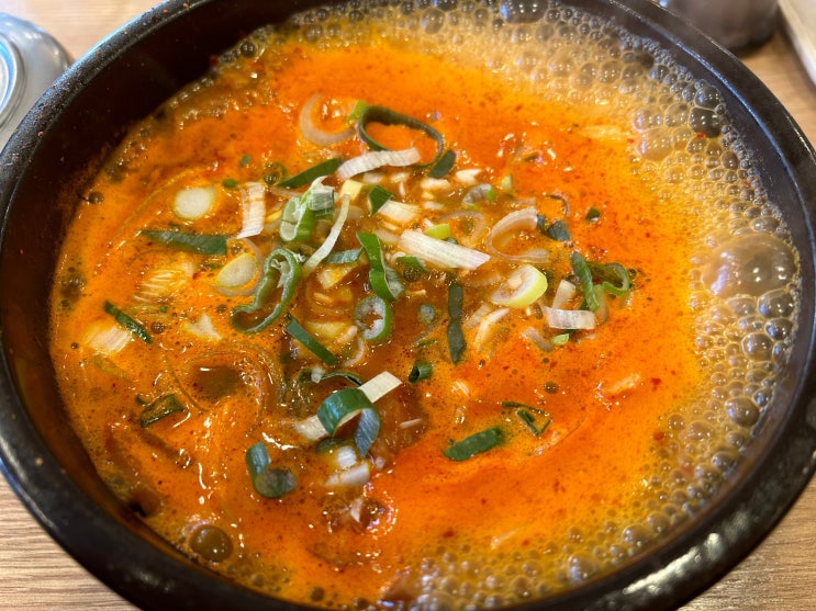  팔도국밥 육수당 신길성애병원점, 혼밥하기 좋은 국밥집