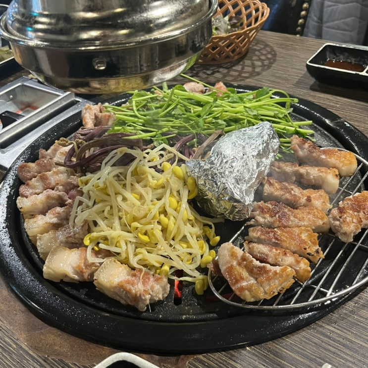  [구디/맛집] 육풍 구로디지털단지점 | 나물 주는 고깃집 | 웨이팅, 추천메뉴, 위치, 영업시간, 혼밥, 주차