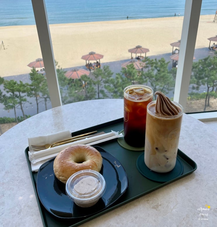 삼척 오션뷰 카페, 베이커리가 미쳤다! 트리고 삼척해변점