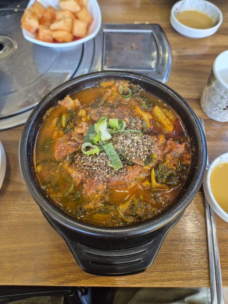  [송파구 잠실동] 돈푸짐감자탕 (상호명 그대로 장사하시는 24시간 영업 뼈해장국 감자탕집)