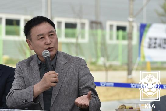 <b>허정무</b> 전 감독대한<b>축구협회장</b> 선거에 출마 기자회견