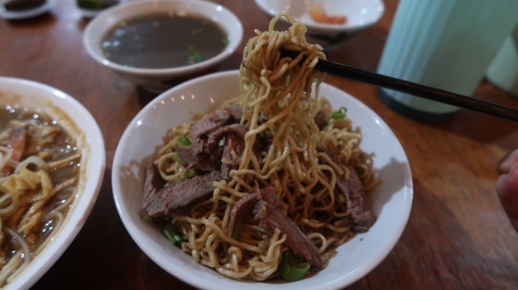  코타키나발루 현지인 맛집 Warung Bocah 락사 고기국수