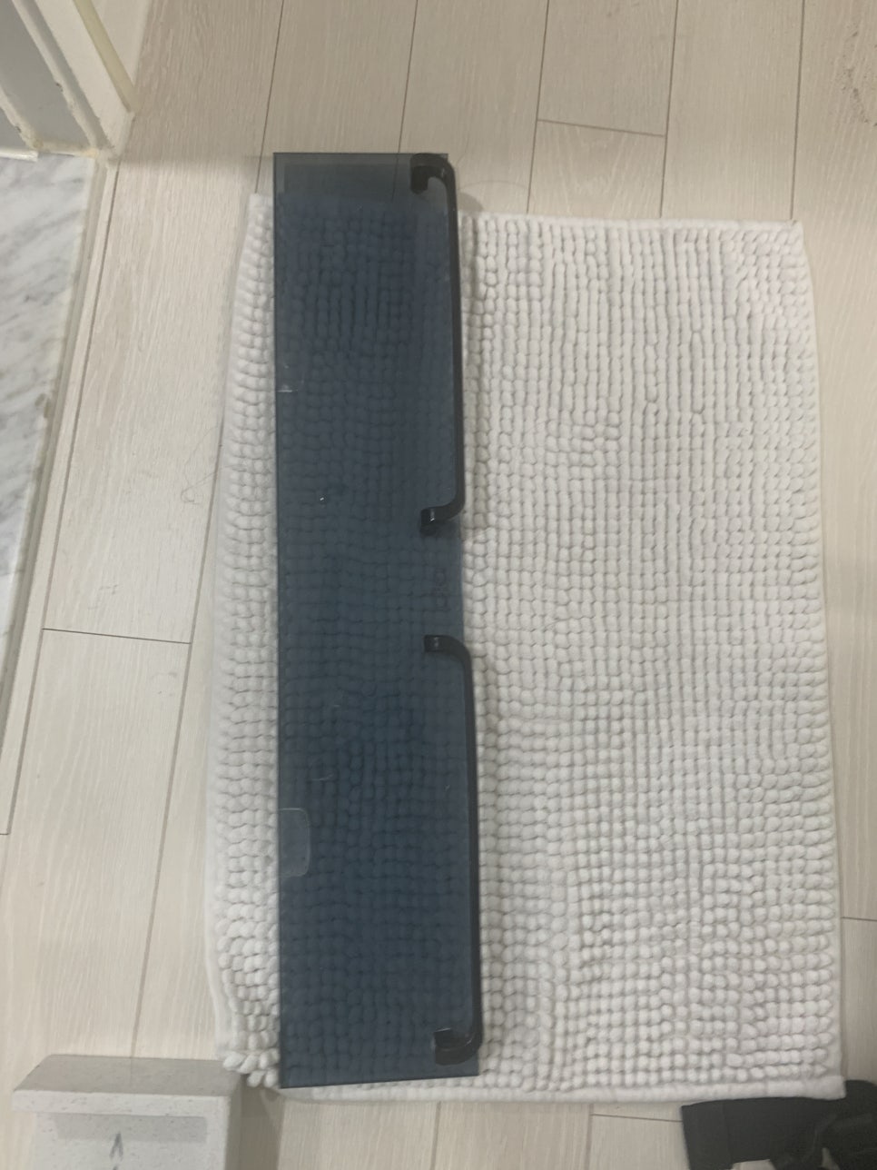 욕실 인조대리석 일자선반 철거후 젠다이 시공