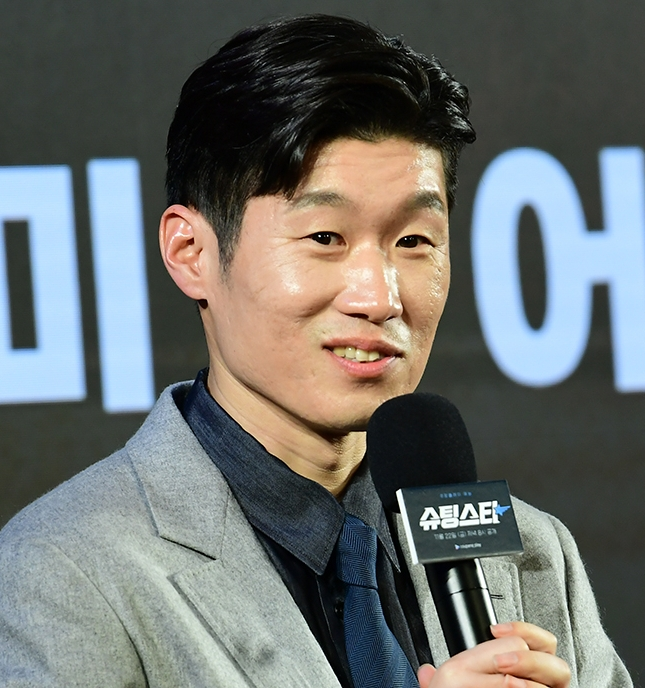 박지성 단장, 최용수 감독 축구 예능 '슈팅스타' 라인업 - K리그 레전드 대거 출연 박지성 단장, 최용수 감독 축구 예능 '슈팅스타' 라인업 - K리그 레전드 대거 출연