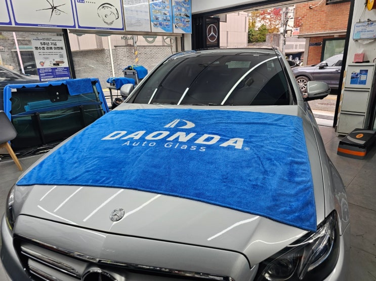  강남차유리교체 벤츠 e클래스 강남차유리복원도 믿고 맡길 곳!