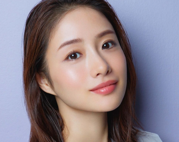 이시하라 사토미 인스타 리즈 드라마 고멘 단발 근황 사주 언내추럴 갤러리 MBTI