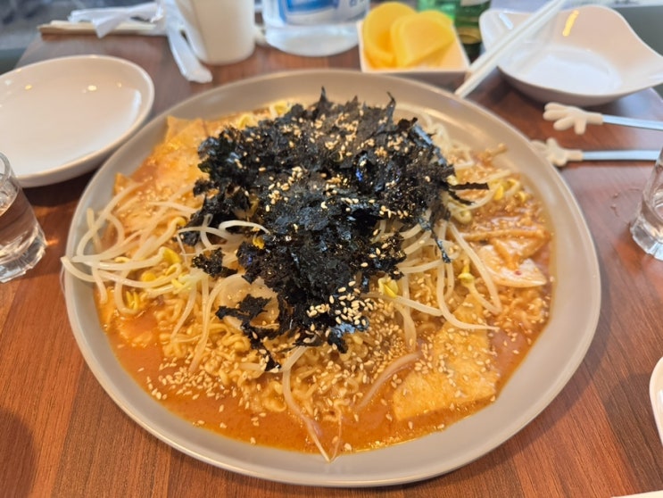  [서울 노량진] 간단한 안주 간맥하기 좋은 라볶이 맛집 소소라면 닭꼬치