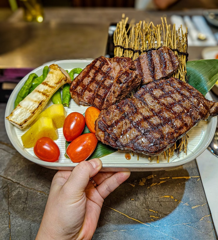  인천 송도 소고기 맛집 우아시스 한우 회식, 연말 모임 추천!
