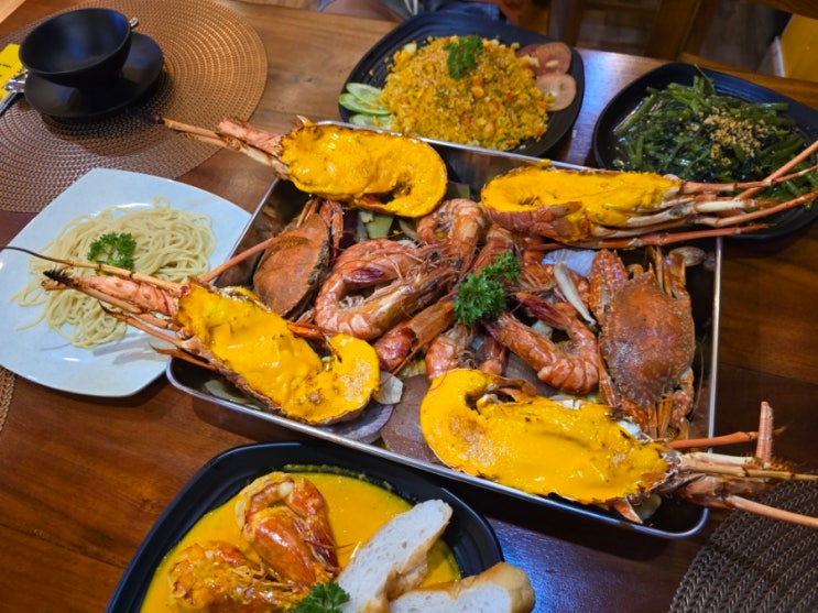  푸꾸옥 맛집 해산물 중부 현지 식당 똠하우스 야시장 근처