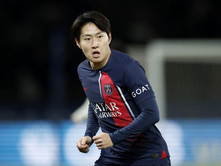 PSG 대 <b>툴루즈</b> 경기에서 60분경 교체출전한 <b>이강인</b> 선수... 