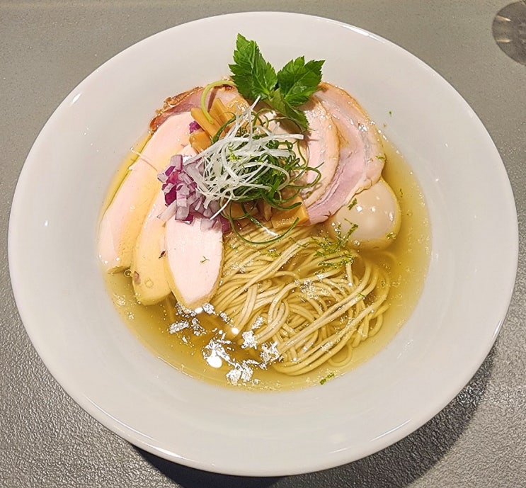  라멘롱시즌 - 새로 오픈한 연남동 시오라멘 맛집