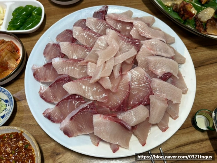  [서울노포횟집] 30년 전통 흑석 대방어 맛집- '흑석동 일번지해물식당'