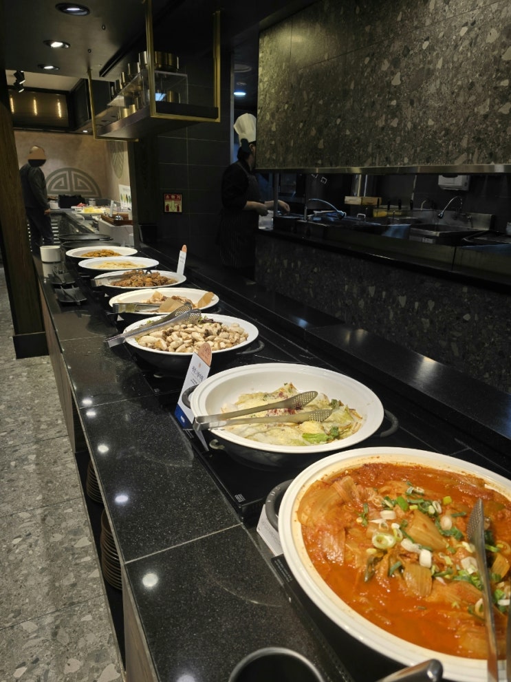  안양 범계 평촌역맛집 뉴코아 아울렛 자연별곡 겨울 한식 진수성찬