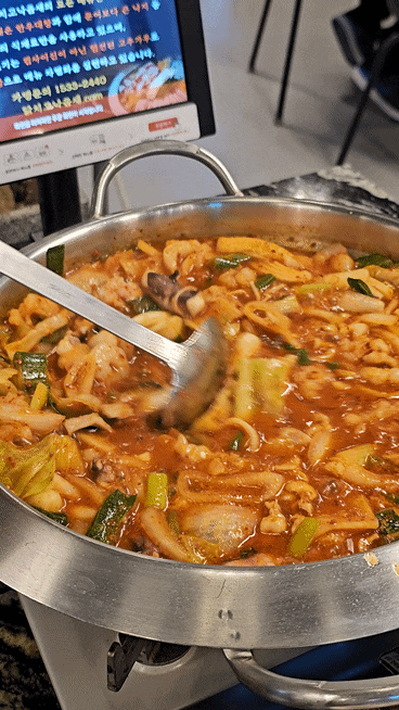  (대구 달성군) 겨울철 생각나는 뜨끈한 낙곱새 맛집 -닭치고낙곱새 본점- 테크노폴리스 맛집
