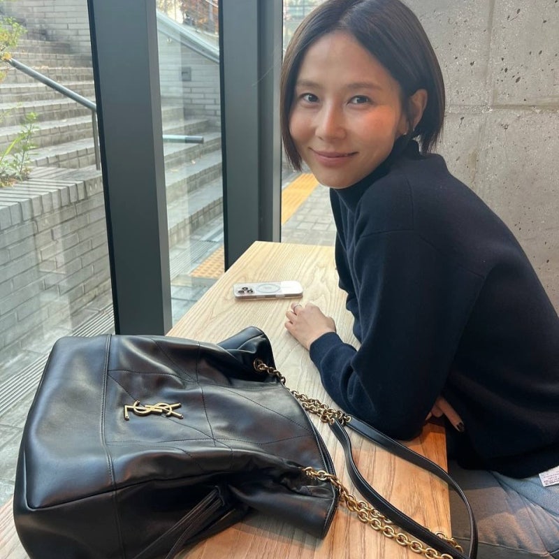 40대 김나영 픽 여자명품가방 입생로랑 제이미 토트백 가격은?