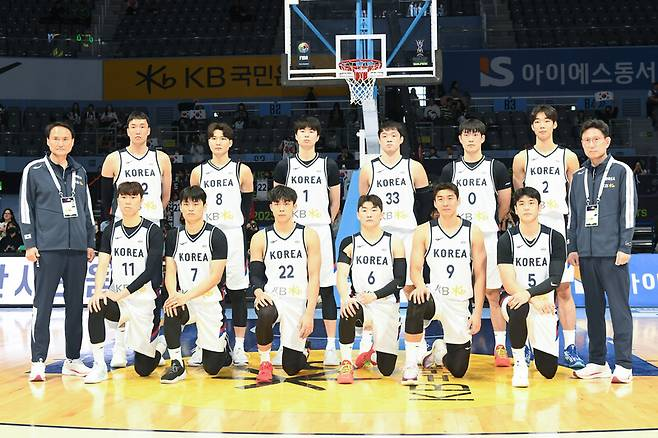 [FIBA 아시아컵 예선] ‘2쿼터 난조’ 한국, <b>호주</b> 상대로... 