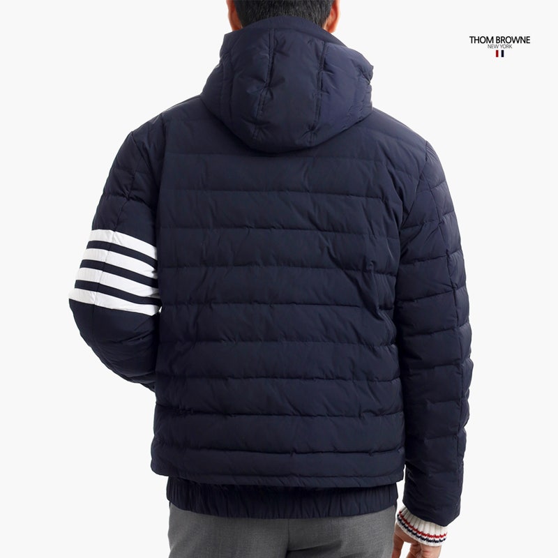 톰브라운 DOWNFIELD 트윌 4바 구스다운 패딩 자켓 NV