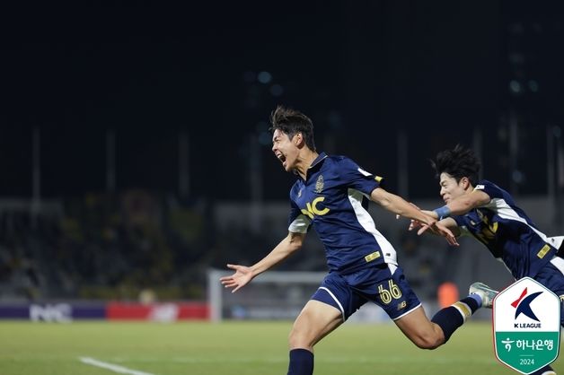 PO] '3위' <b>서울</b> 이랜드, '4위' 전남 상대로 2-2 <b>무승부</b>. <b>전북</b>... 