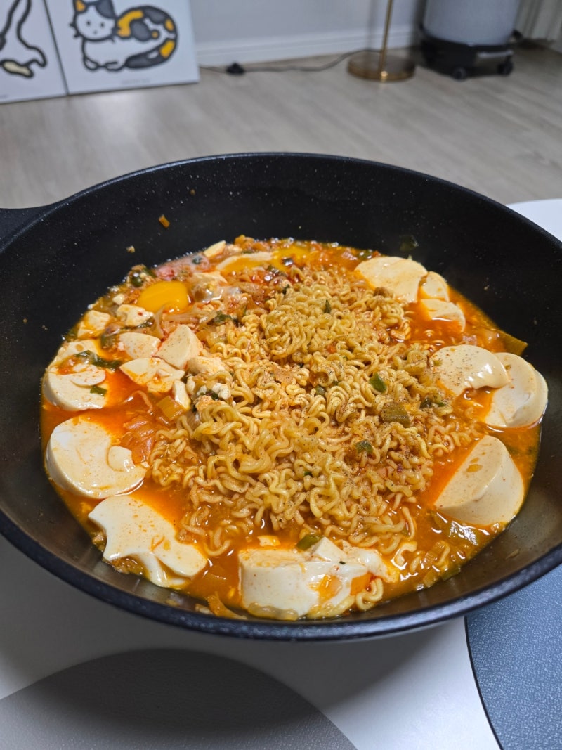 쉽고 맛있는 순두부 열라면 만드는 법, 순두부 열라면 2인분 레시피, 추가 재료 꿀팁