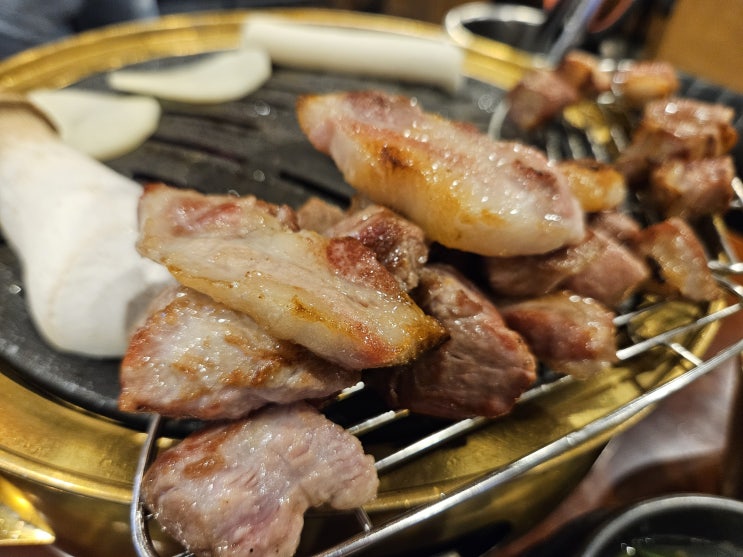  용인 수지구청역 맛집 고진사 수지구청 본점 삼겹살 회식장소