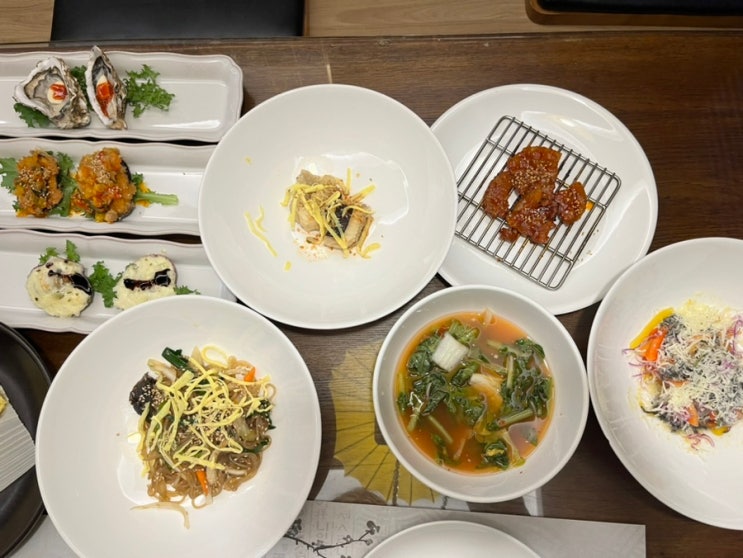 대전 한정식 맛집 대전상견례 살구나무한정식: 따뜻한 한옥 분위기와 정갈한 한상차림 점심특선 한정식 먹어본 후기
