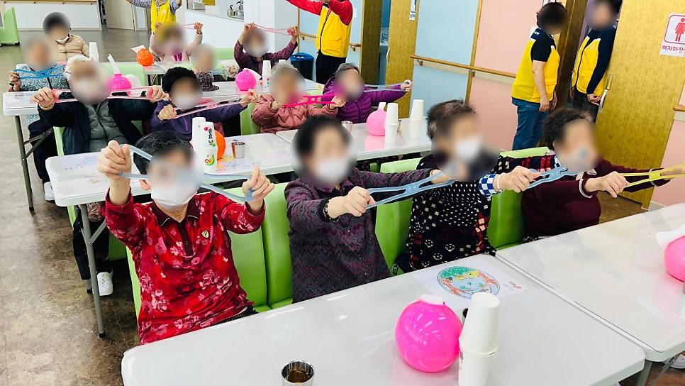 [보령시웅천주간보호센터] 행복한 생신잔치를 선물하는 금빛사랑주야간보호센터