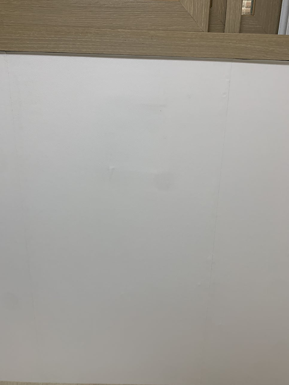 찢어진벽지 구멍난석고벽 복원하기 비용문의