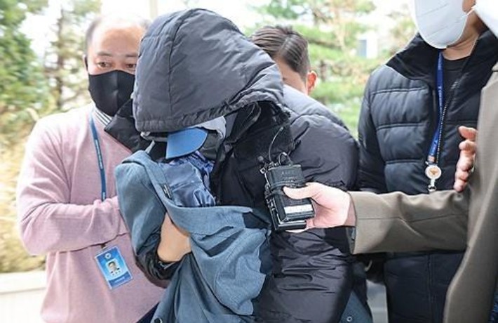 <b>이선균 협박</b> 유흥업소 <b>실장</b>·전직 배우 각각 징역 7년 구형