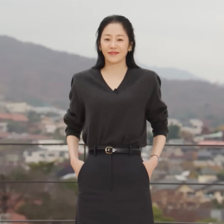 요즘 <b>고현정</b> 옷 진짜 잘입음 (ft. <b>유퀴즈</b> 올드머니 미니멀룩)