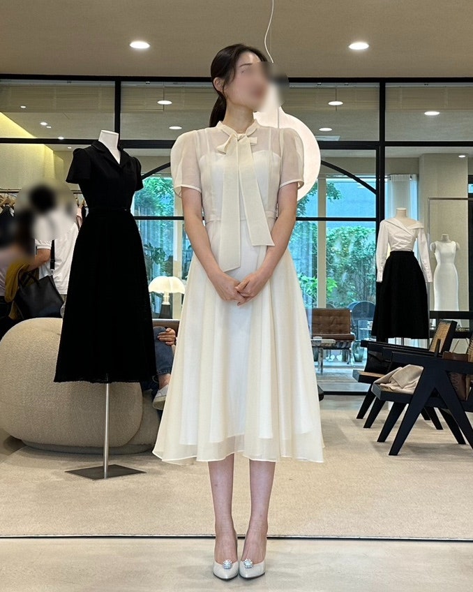 결혼식 신부 피로연 원피스 추천 브라이드앤유 2부 여름 릴리 드레스 피팅