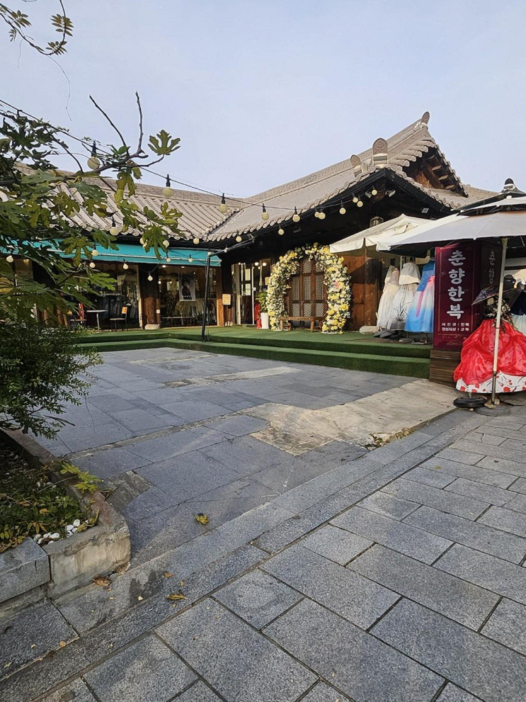  전주한옥마을 숙박 소리풍경, 무료 흑임자죽 조식의 매력
